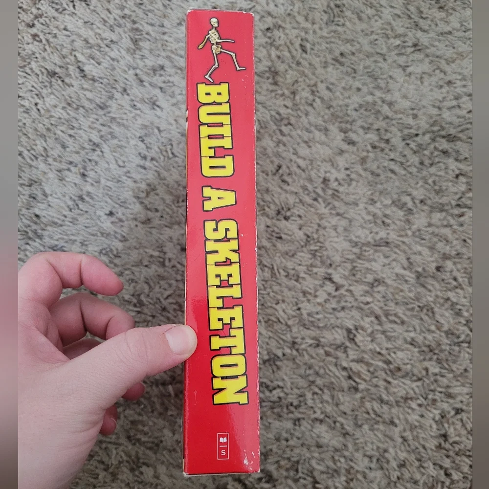 💥3/$24 NIB Scholastic Build a Skeleton Book‎ with Miniature Skeleton